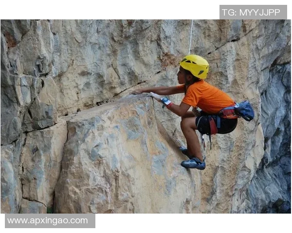 北京攀岩队荣登攀岩比赛经验排行榜首位展现实力与团队精神