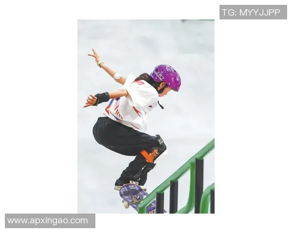 武汉滑板队在全国滑板状态排行榜中荣获第七名展现出强劲实力与潜力